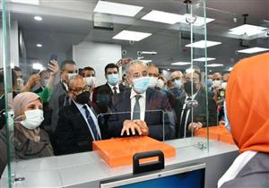 وزير التموين يفتتح مركز خدمة المواطنين بالصيادين في الزقازيق