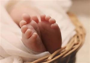 ولد بعد 21 أسبوعًا من الحمل.. أصغر خديج في العالم على قيد الحياة 