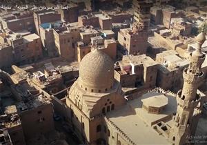 "إحنا المرسومين على الجنيه".. مدينة الموتى تعود إلى الحياة