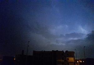 الظلام يخيم على أسوان بسبب سوء الأحوال الجوية