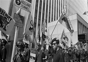 قصة الحزب اليساري الأمريكي الذي لجأ زعيمه إلى الجزائر 