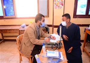 صور.. قافلة جامعة طنطا الطبية تقدم خدماتها لـ3 آلاف حالة في الوادي الجديد
