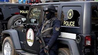 مصرع عنصرين إجراميين في تبادل لإطلاق النار مع الشرطة بأسوان