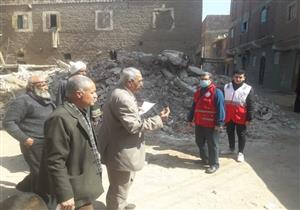 محافظ أسيوط: مساعدات مادية وعينية لمتضرري المنزل المنهار بأولاد بدر