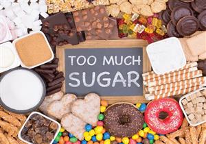 5 علامات تخبرك باستهلاك الكثير من السكر
