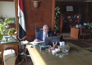 عبدالعاطي يستعرض موقف الدراسة الخاصة بتعظيم آليات تنفيذ نظم الري الحديث 