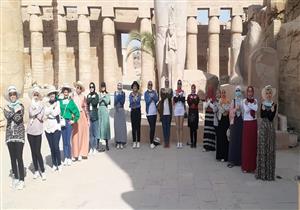 السياحة: تنظيم زيارات للفوج الأول لقطار الشباب بعدد من الأماكن السياحية والأثرية بالأقصر 