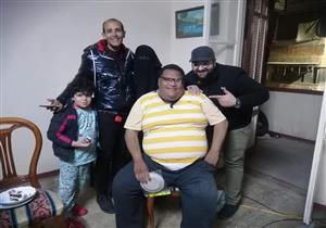 "خايف أموت لوحدي".. حكاية "ميزو" الذي أنقذه "فيسبوك" من الانتحار في بورسعيد- صور