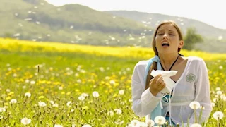 من الطفولة إلى الشيخوخة.. ما أسباب وأعراض حساسية الربيع؟