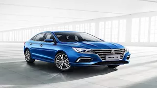 بعد وضع حجر أساس مصنع "المنصور".. MG5 ستكون أول سيارة تحمل شعار "صنع في مصر"