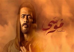 مسلسل موسى الحلقة 12.. شاهد "خناقة" محمد رمضان بسبب حذائه الجديد 