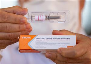 "الدواء المصرية" تمنح ترخيص الاستخدام الطارئ للقاح "كورونا فاك"