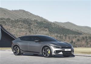 بالصور.. كيا تكشف عن باكورة إنتاجها من السيارات الكهربائية