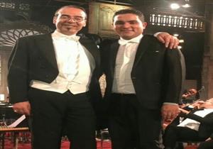 "الأمن والعمال حضنونا".. مغني الكورال يحكي كواليس حفل موكب المومياوات 