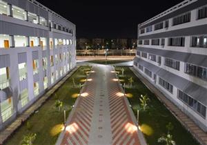  صور.. جامعة دمياط تستعد لاستقبال وزير التعليم العالي