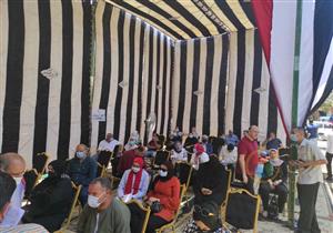 التطعيم فورًا.. مبادرة لتوفير لقاح كورونا دون انتظار في البحيرة - فيديو