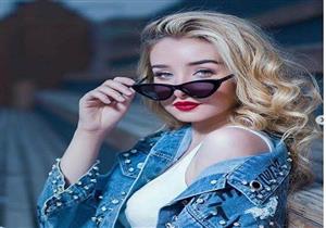  أحمد خالد موسى يلتقي هنا الزاهد..والأخيرة تعلق 