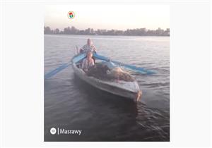 17 عاما.. رحلة الحاجة ليلى مع صيد الأسماك في كفر الشيخ