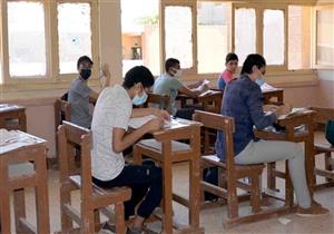 ​​استبعاد رؤساء لجان وأخطاء الامتحانات.. أبرز ملاحظات الأسبوع الأول من ماراثون الثانوية