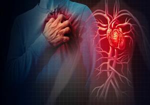 هل يشير ألم الصدر دائمًا إلى النوبة القلبية؟