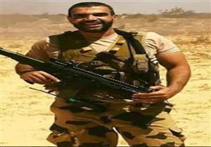 كواليس لحظة مؤثرة.. ابنة "منسي" تُفاجأ بصورته في منهجها الجديد