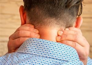 أسباب متعددة لصداع خلف الرأس.. تختلف حسب موقع الألم