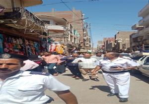 صور.. حملات لإزالة الإشغالات والتعديات في حي غرب أسيوط