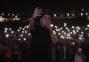 سيتي كلوب يواصل جولاته من العبور بحضور الفنان عمر كمال