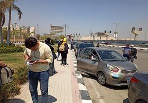 بالصور| شيرين أول حضور مسجد المشير للمشاركة في جنازة دلال عبدالعزيز