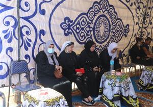 بالصور| تجهيز مدفن "غانم" لاستقبال دلال عبدالعزيز.. وتوافد المعزين على السرادق