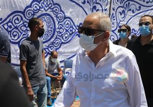  بالصور| حسن الرداد ورامي رضوان يستقبلان العزاء في دلال عبدالعزيز