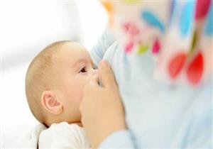 8 علامات إذا ظهرت على طفلك يعني أنه لا يرضع بالطريقة الصحيحة 