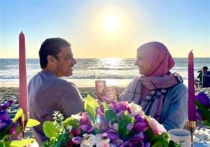 حنان ترك بصحبة زوجها: "أنت نعمة"