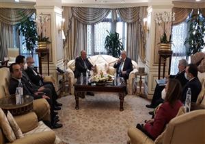 شكري يلتقي وزير الخارجية اللبناني في الكويت (صور)