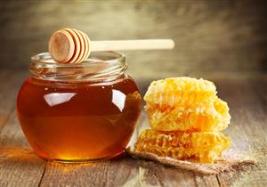 السكر أم العسل- أيهما أفضل لتحلية القهوة؟