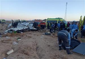 أشلاء وجثث.. ارتفاع وفيات حادث تصادم جنوب سيناء إلى 16 شخصًا- صور