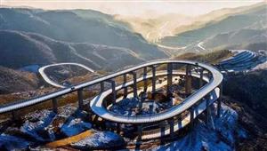 3 طوابق وارتفاع 350 مترا.. تعرف على طريق تيانلونج المبني على طول الجبال