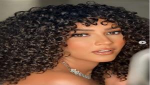 بملابس صيفية..ندى موسى وسط البحر والجمهور يغازلها (صورة)