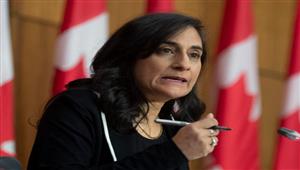 أول دبابة كندية "ليوبارد 2" تصل بولندا في طريقها لأوكرانيا