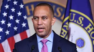 زعيم الأقلية الديمقراطية في الكونجوس: لن ندعم قانون الإنفاق الجمهوري بشأن الرعاية الصحية