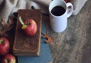 هل التفاح يساعد على الاستيقاظ أكثر من القهوة؟