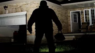  جريمة فوق الشرفة.. حل لغز سرقة شقة صاحب معرض بالهرم