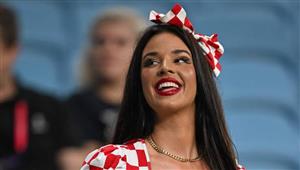 "الجانب الخطأ من ميلان".. مشجعة كأس العالم تنشر هذه الصورة والجمهور يعلق 