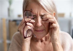 هل تسبب عملية الليزك جفاف العين؟ استشاري يجيب