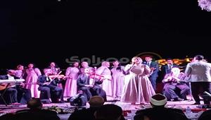 صور.. حفل غنائي بحضور وزراء الأوقاف والشباب والتنمية المحلية والأوقاف في طابا