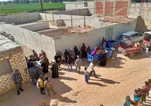 بالصور- توزيع 600 رأس من الأغنام للأسر الأولى بالرعاية بقرية المراشدة في قنا