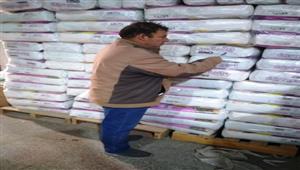 ضبط 20 طن مواد غذائية مجهولة المصدر خلال حملات رقابية في الشرقية