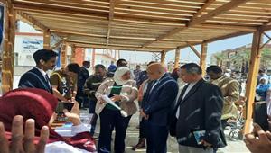 بالصور- رئيس جامعة أسوان يفتتح الملتقى الثالث للتوظيف بمشاركة 6 آلاف طالب