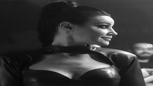 تارا عماد أنيقة و"سيلفي" نيللي مقدسي.. 10 لقطات لنجوم الفن خلال 24 ساعة