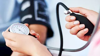 احرص عليها.. 3 أطعمة تقوي قلبك وتخفض ضغط الدم 
